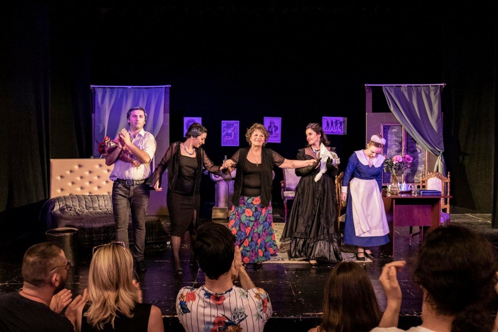 ДВЕ ПРЕМЬЕРЫ «ЗОЛОТОГО КРЫЛЬЦА»1.jpg